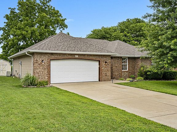 2nd image of 393 N Tierra Drive