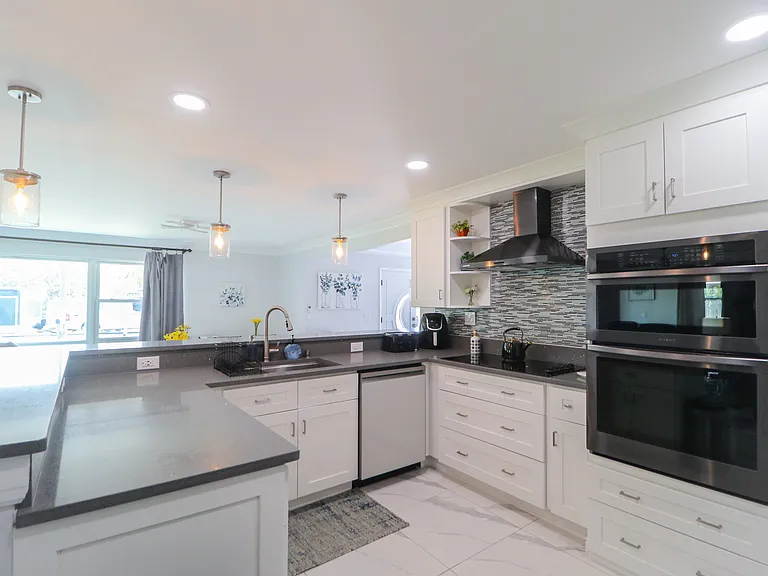 817 Blue Heron Blvd — Photo 24