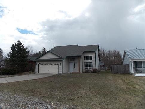 1st image of 811 Waverly Pl