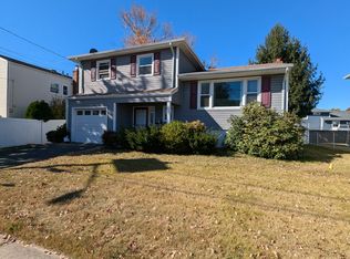 2278 De Sisto Dr, Rahway, NJ 07065
