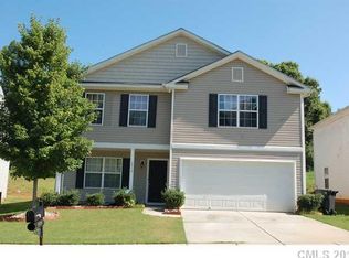 4818 Autumn Oaks Dr, Charlotte, NC 28269