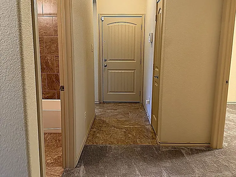 1800 Potrillo Ln — Photo 6