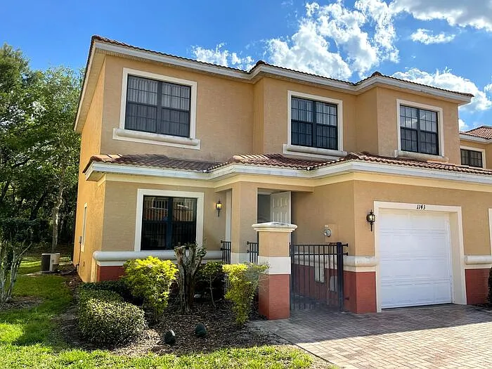 1143 Chervil Dr