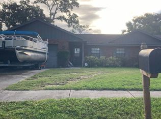 2502 Linden Tree St, Seffner, FL 33584