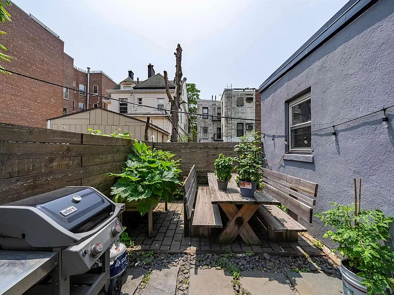 27 Reservoir Ave #1 — Photo 15