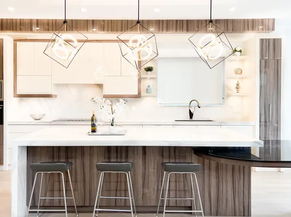 5103 Linden Dr, Delta, BC V4K 3A2