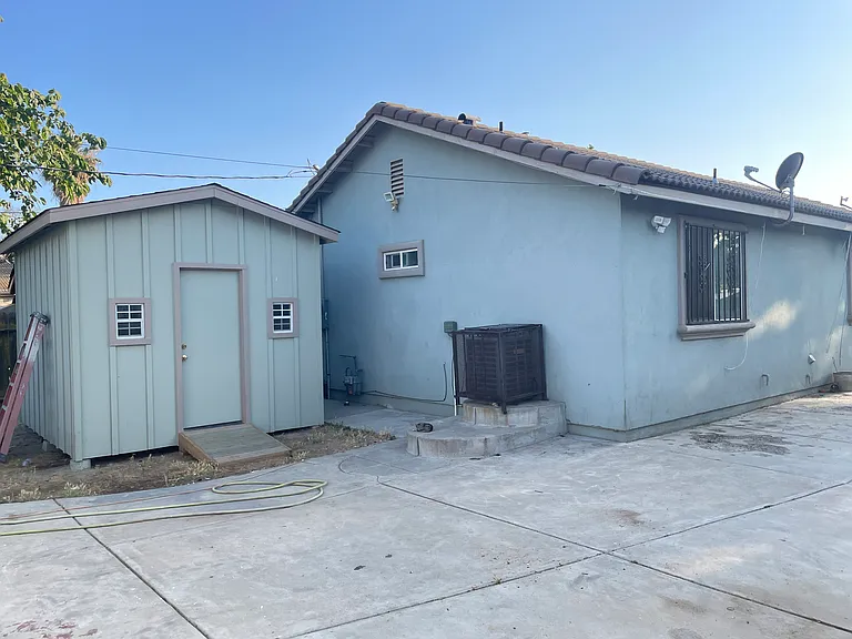 730 Benson Ave — Photo 19