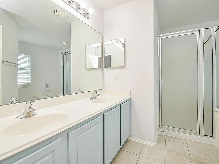 8821 Elm Drake Ln — Photo 15