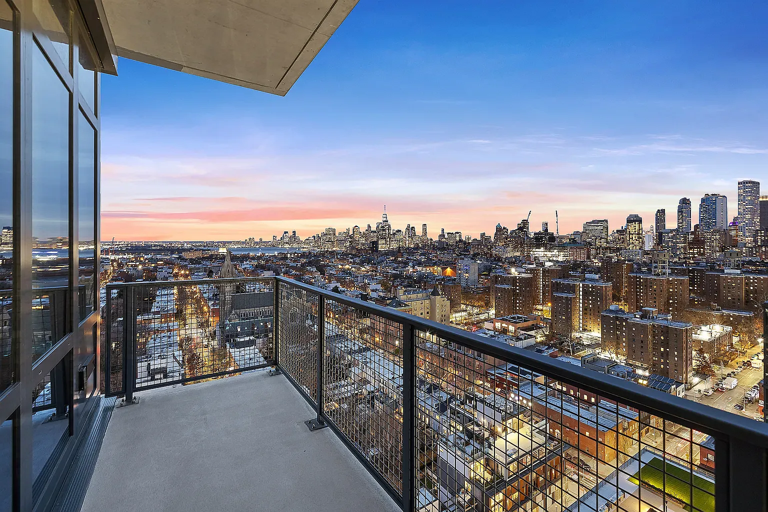 504 Sackett Street — Photo 1
