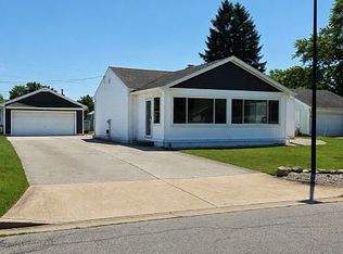4157 Fox Ave, Clyde, OH 43410