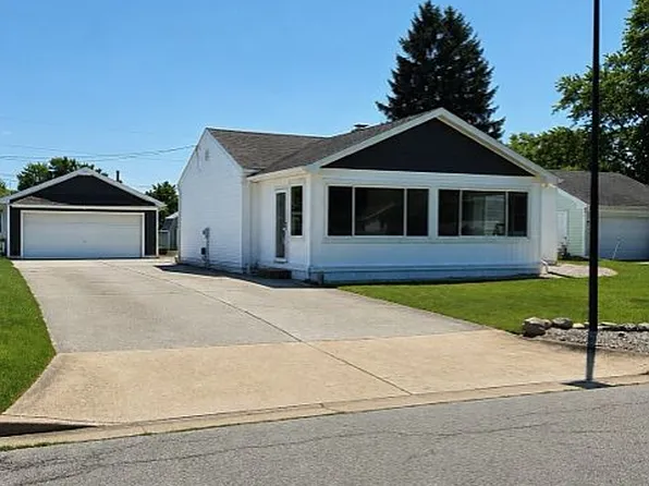 4157 Fox Ave, Clyde, OH 43410
