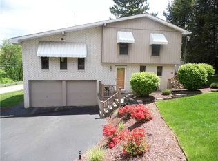 107 Maplewood Ave, Aliquippa, PA 15001