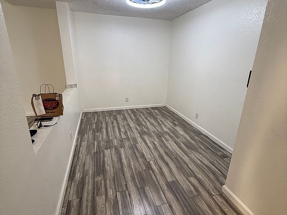 4th image of 20155 Keswick St Unit 207