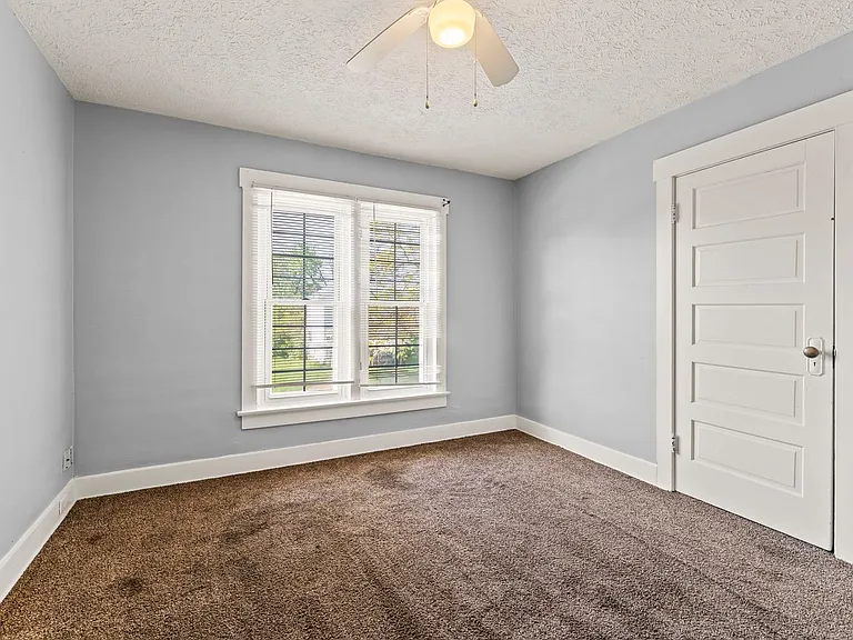 181 W Norman Ave — Photo 26