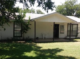 501 Denver St, Alvord, TX 76225