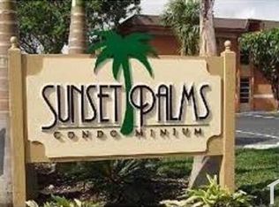 9445 SW 76th St APT U4, Miami, FL 33173