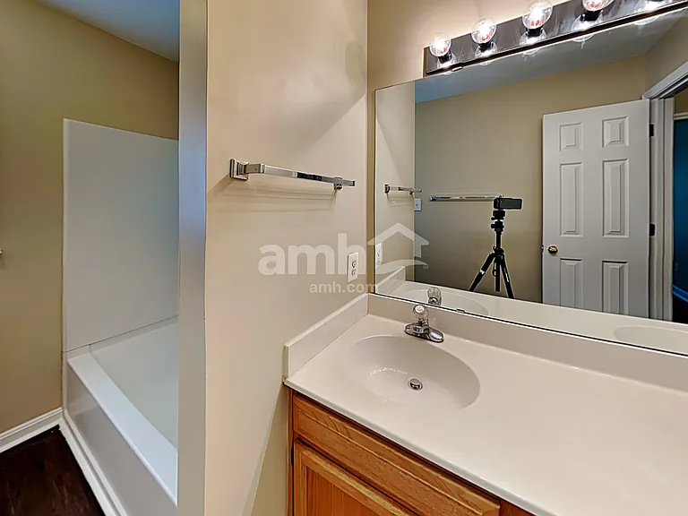 601 Shiretown Ln — Photo 14