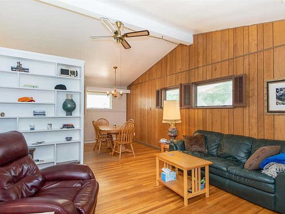 5th image of 1373 Spellman Ave