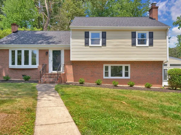 1100 Chiswick Rd, North Chesterfield, VA 23235