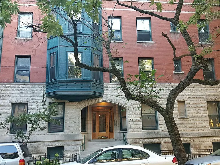 N Cleveland Ave — Photo 3