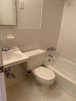 5th image of 220 1st Ave APT 10