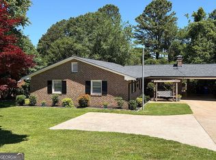 344 Holly Dr, Gainesville, GA 30501