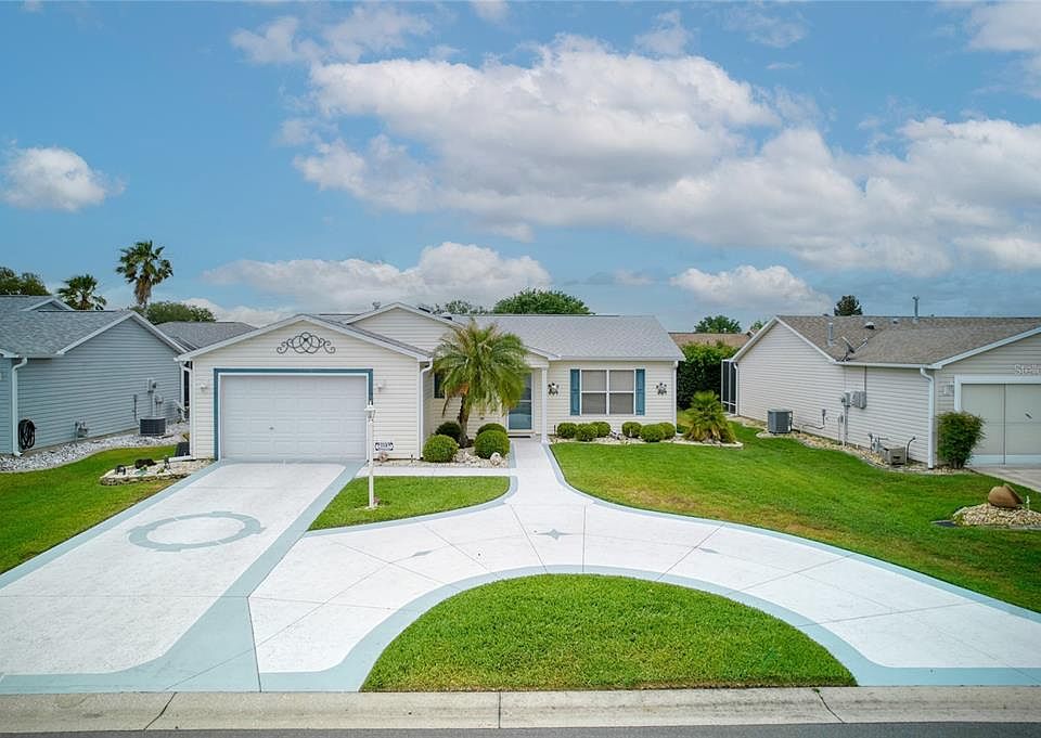 1st image of 773 Artesia Ave
