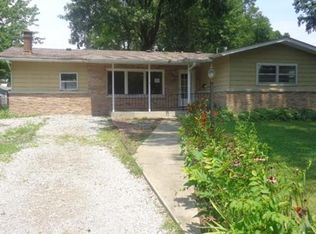 417 E Madison St, Millstadt, IL