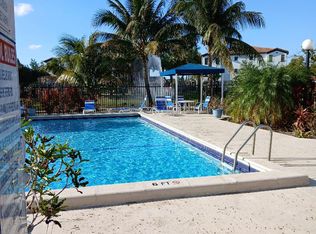 9421 Fontainebleau Blvd APT 209, Miami, FL 33172