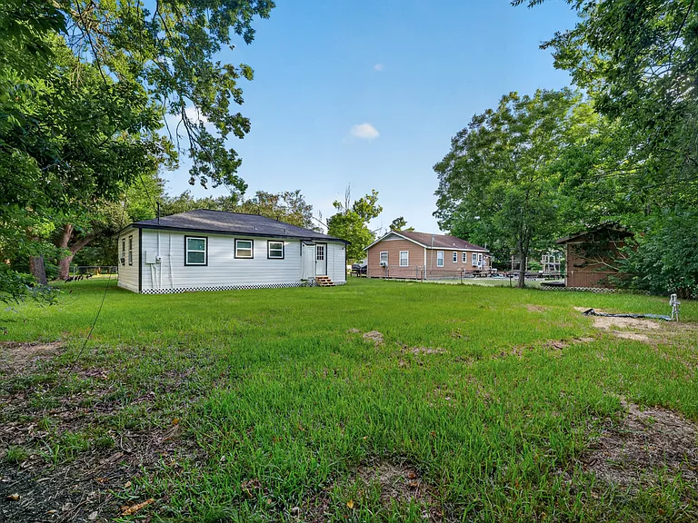 502 Azalea Dr — Photo 24