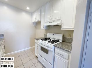 428 Hawthorne St, Glendale, CA 91204