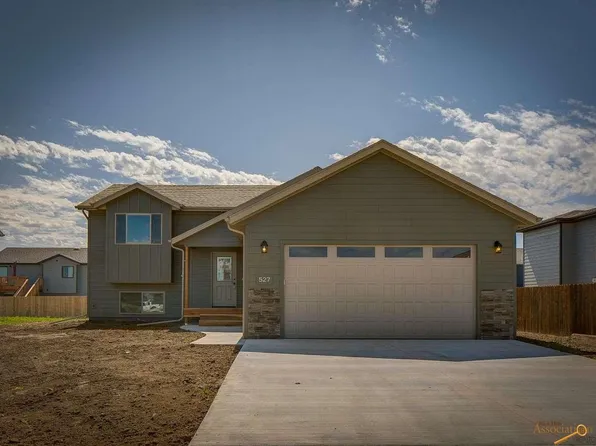 527 Antietam Dr, Box Elder, SD 57719