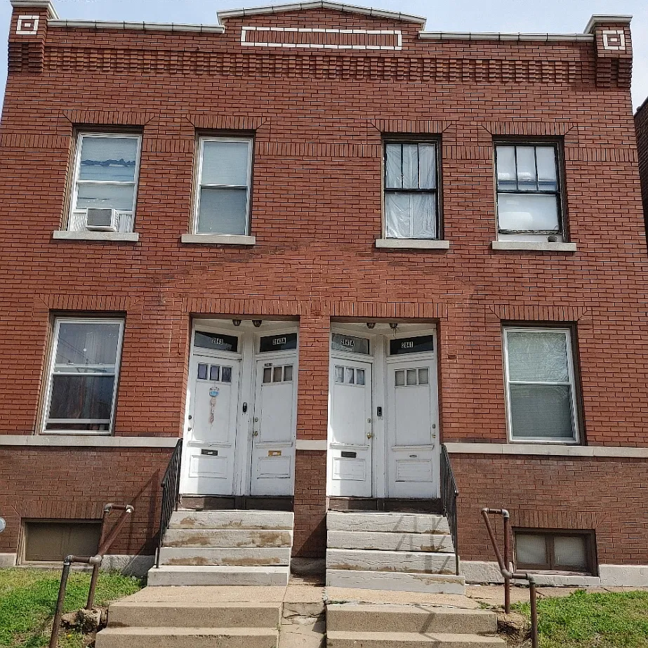 2841-43 Gasconade St - 2843A — Photo 1