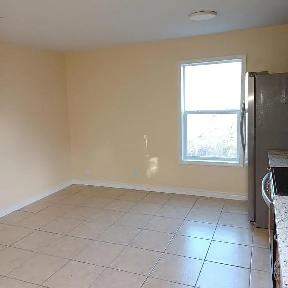 730 Aransas Ave #3 — Photo 2