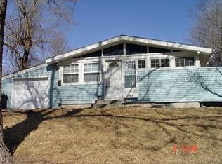 1134 T C Lea Rd, Independence, MO 64050