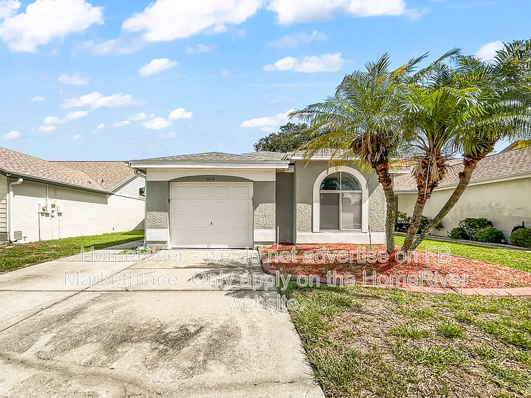 11637 Sunshine Pond Rd — Photo 1