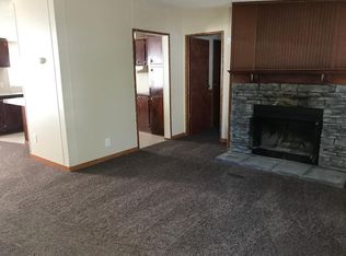 120 Echo Lake East Dr, Mooresville, IN 46158