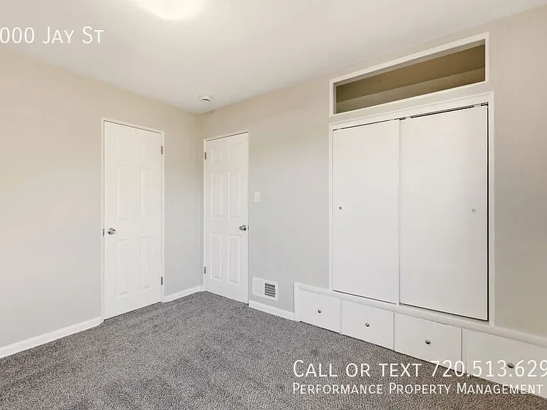 4000 Jay St — Photo 16
