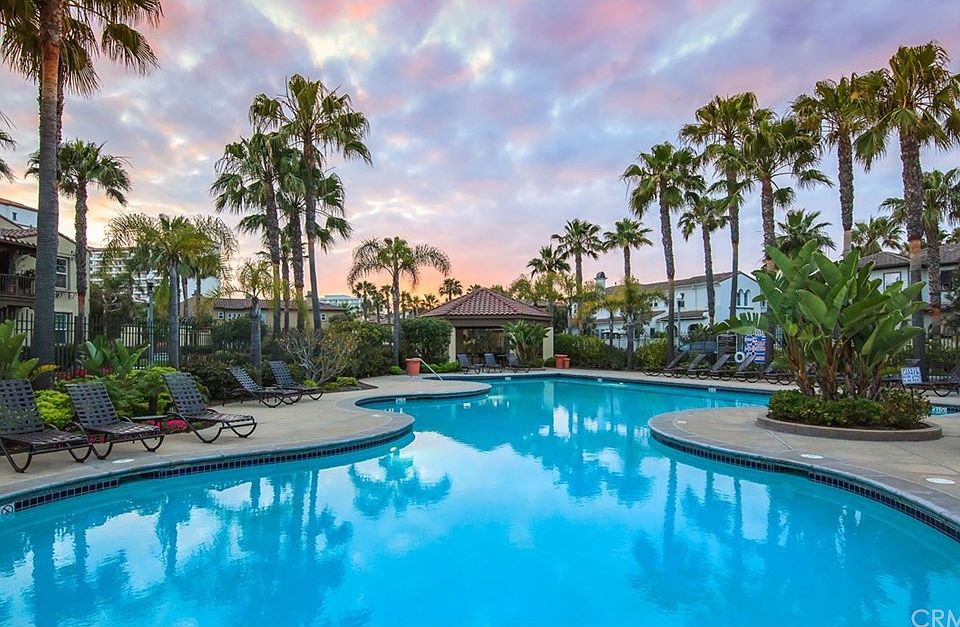 2nd image of 21353 Alcazar Ln