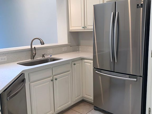 4th image of 5567 Cord Grass Ln