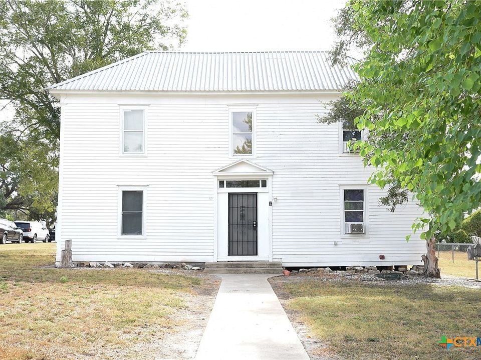 1st image of 149 N Commercial St