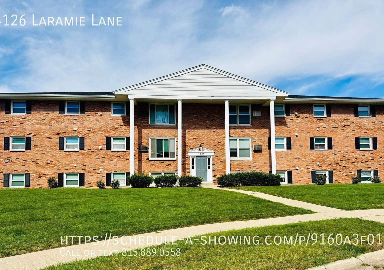 Updated 2 Bedroom Apartment! Washer/Dryer in Unit! Great Community! — Photo 1