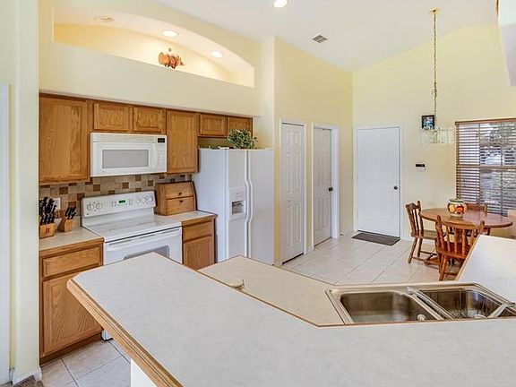 3rd image of 15564 Amberbeam Blvd #1