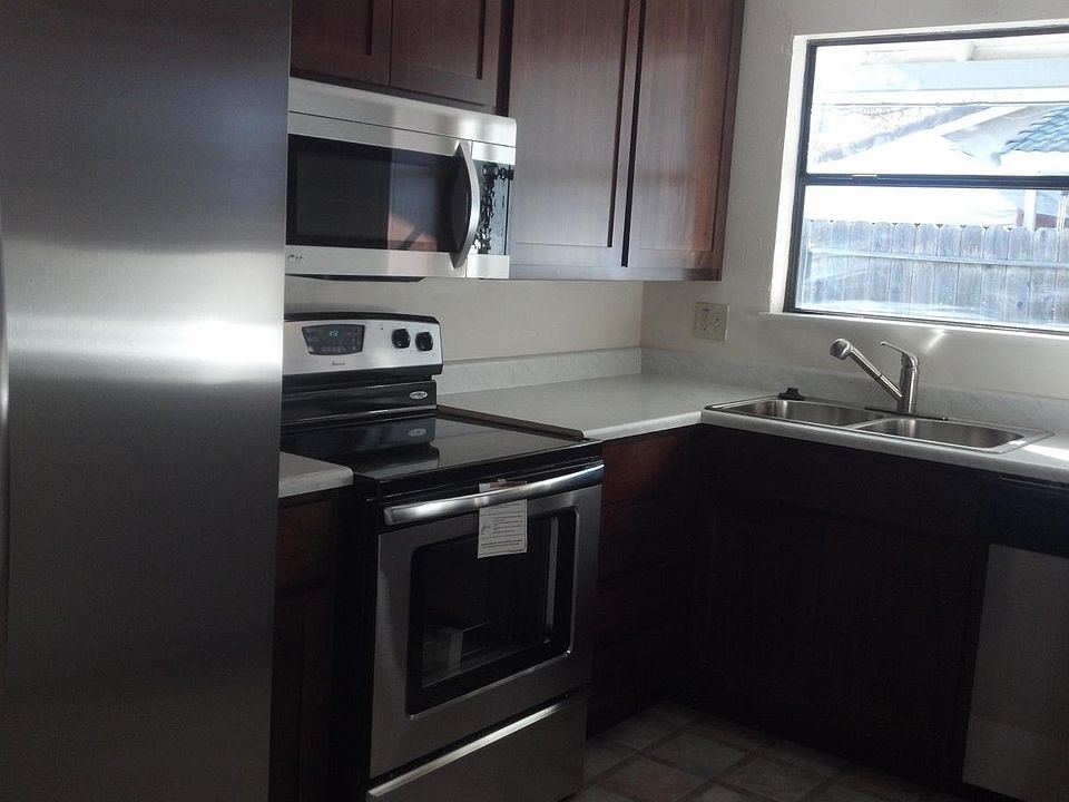 Kitchen - New Stainless Steel appliances