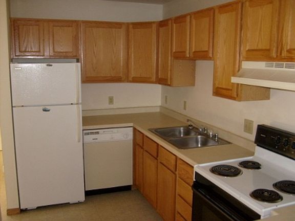 2nd image of 1329 Glacier Hill Dr Unit 3