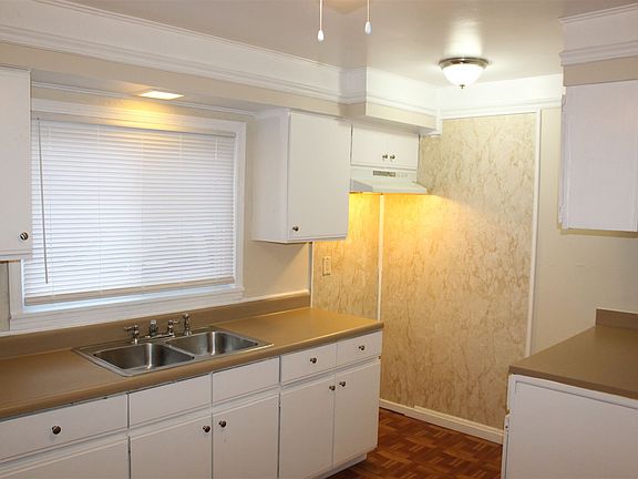 4th image of 7194 Mortenview Dr