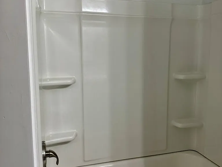 389 Elaine Dr — Photo 22