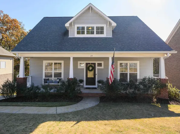 124 Victory Trl, Pelham, AL 35124