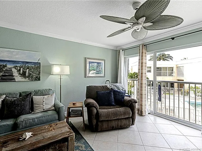 3541 NE Ocean Blvd #14 — Photo 5