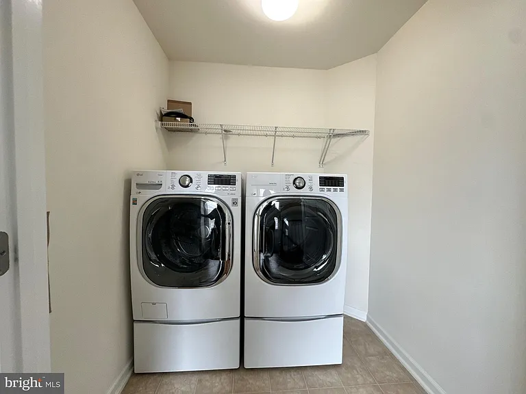 23451 Epperson Sq — Photo 31